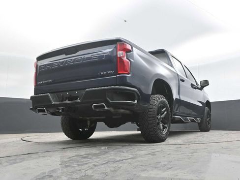 Used 2021 Chevrolet Silverado 1500 Custom Trail Boss AWD/4WD image 50