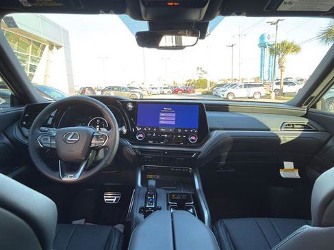 New 2026 Lexus TX 500h AWD image 14