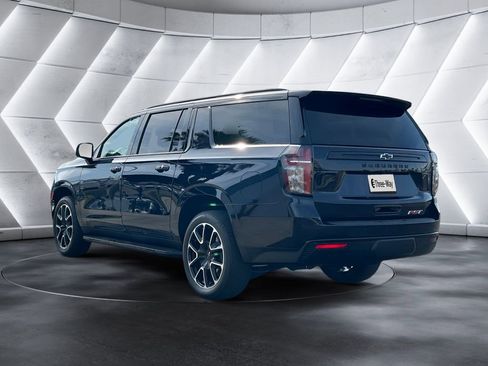 Certified 2023 Chevrolet Suburban RST w/ Luxury Package RWD image 3