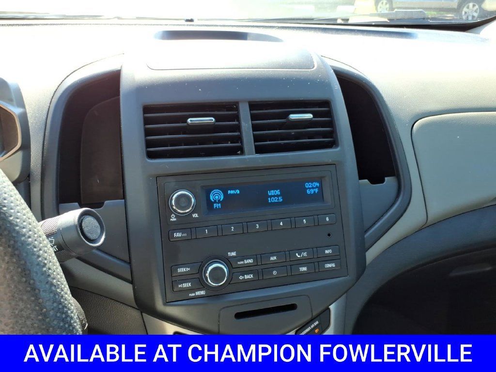 Used 2013 Chevrolet Sonic LS FWD image 17