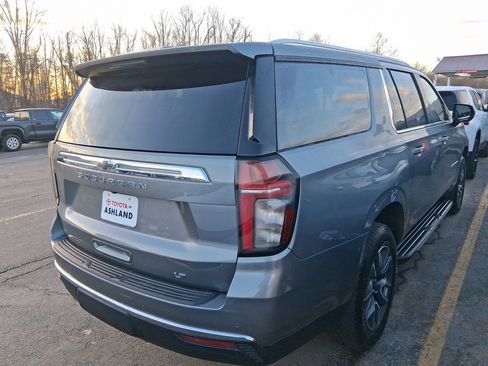 Used 2021 Chevrolet Suburban LT w/ Rear Media and Nav Package image 4