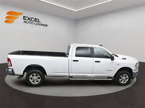 Used 2024 RAM 3500 Big Horn image 40