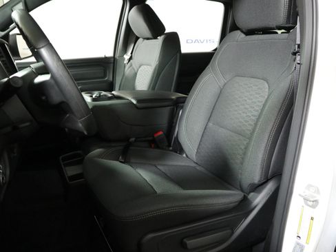 New 2026 RAM 1500 Express AWD/4WD image 22