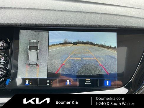 Used 2023 Buick Envision Avenir image 23