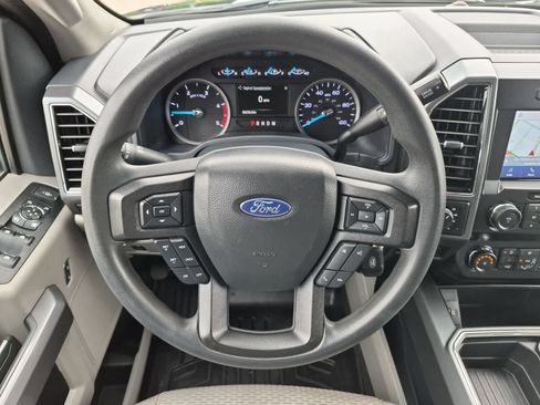 Used 2022 Ford F250 XLT w/ XLT Premium Package AWD/4WD image 22