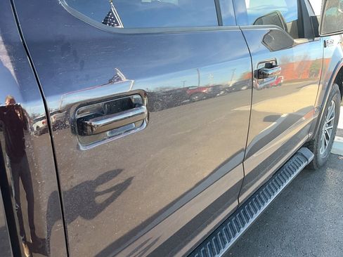 Used 2018 Ford F150 XLT w/ Equipment Group 302A Luxury image 19