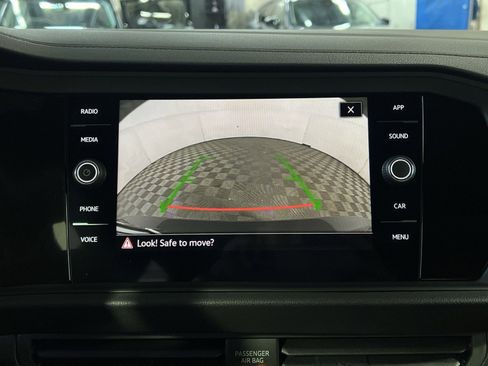 Used 2024 Volkswagen Jetta GLI Autobahn FWD image 19