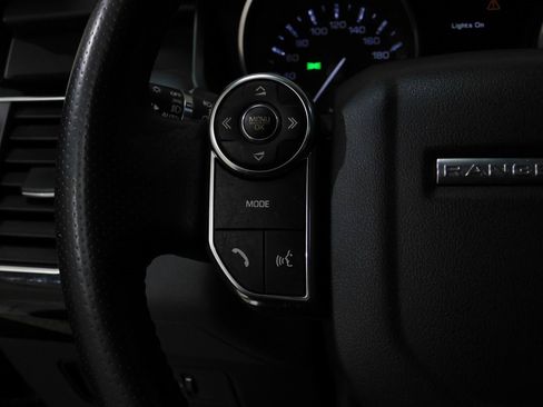 Used 2014 Land Rover Range Rover Sport HSE image 41