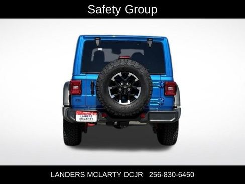 Used 2025 Jeep Wrangler Unlimited Rubicon w/ Safety Group AWD/4WD image 8