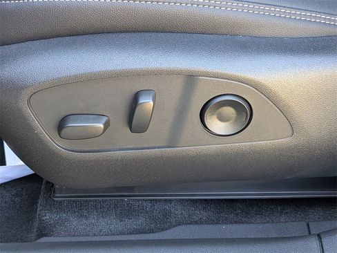 New 2026 Chevrolet Blazer EV LT image 20