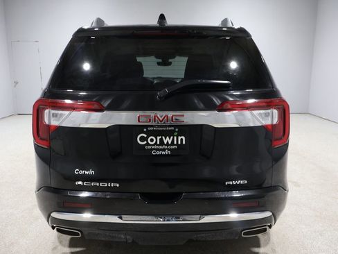 Used 2023 GMC Acadia Denali image 3