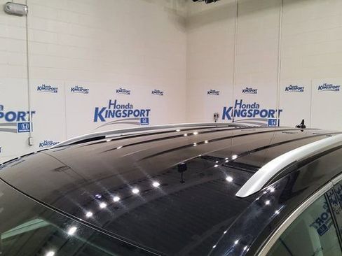 Used 2024 Volkswagen Tiguan SE image 36