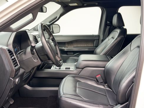 Used 2021 Ford Expedition Limited RWD image 5