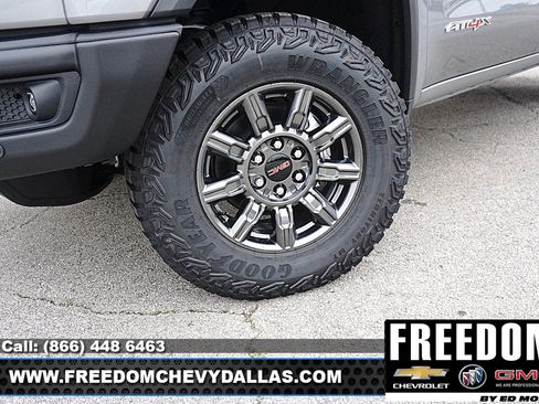 New 2026 GMC Sierra 1500 AT4X AWD/4WD image 9