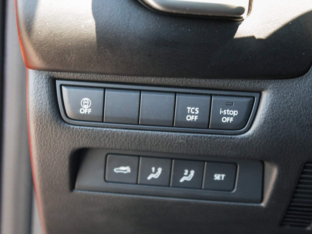 Used 2025 MAZDA CX-50 AWD 2.5 Turbo w/ Accent Package image 12