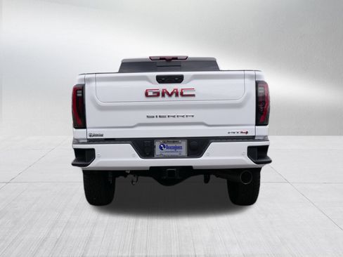 New 2026 GMC Sierra 2500 AT4 w/ AT4 Premium Plus Package image 4