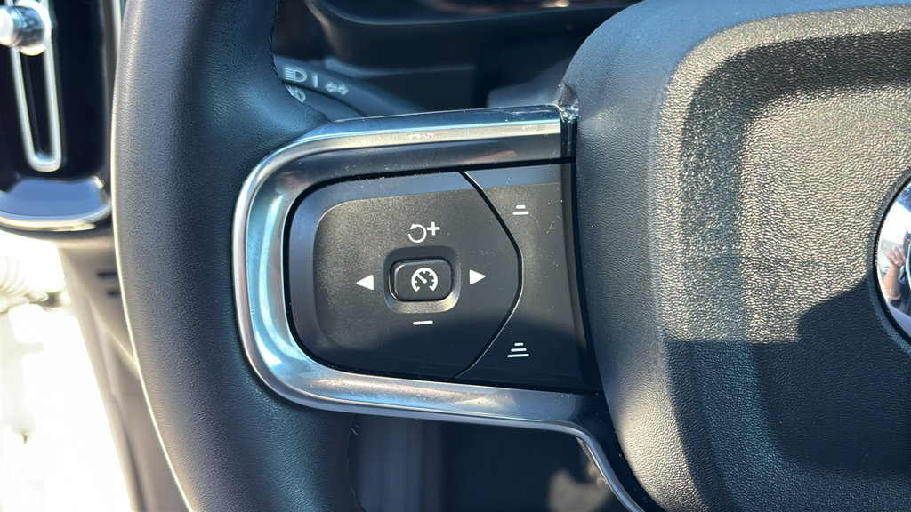 Certified 2023 Volvo C40 P8 Recharge Plus w/ Climate Package AWD/4WD image 16