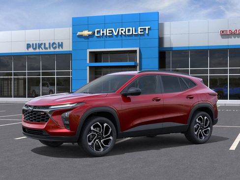 New 2026 Chevrolet Trax RS w/ Driver Confidence Package FWD image 2