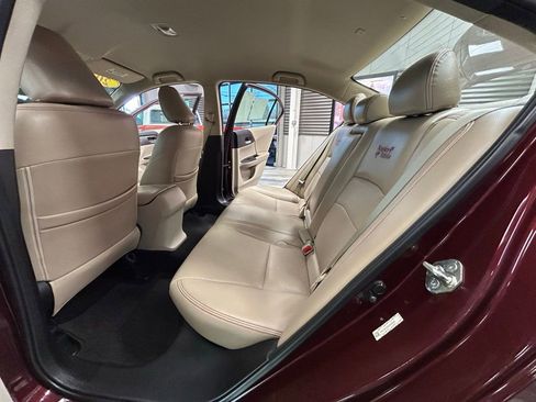 Used 2014 Honda Accord LX image 42