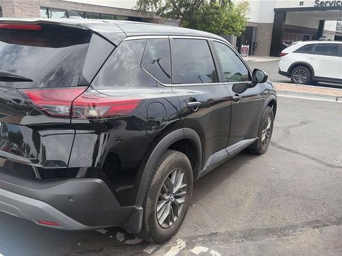 Used 2023 Nissan Rogue S FWD image 3