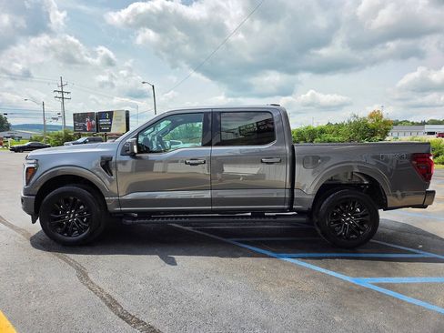Used 2025 Ford F150 Lariat w/ Equipment Group 501A Mid AWD/4WD image 4
