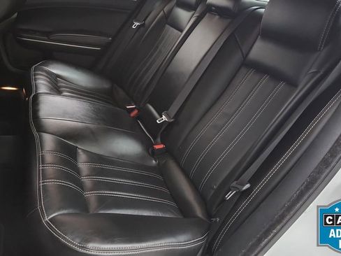 Used 2021 Chrysler 300 S image 61