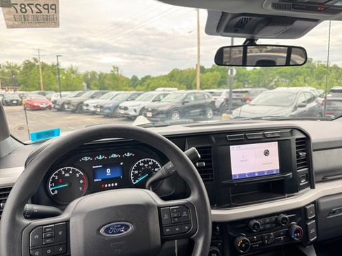 Used 2024 Ford F250 XLT w/ FX4 Off-Road Package AWD/4WD image 17