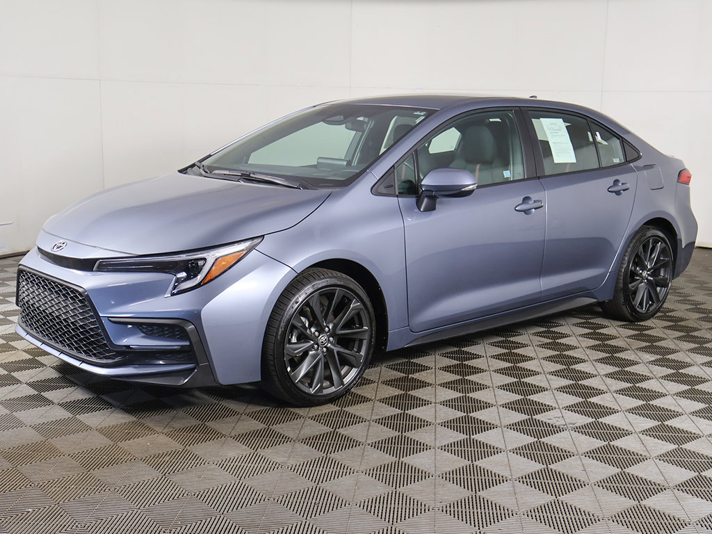 Used 2026 Toyota Corolla SE FWD image 7