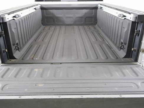 Used 2015 RAM 1500 Outdoorsman image 9