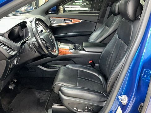 Used 2020 Lincoln Nautilus Reserve w/ Equipment Group 201A image 17