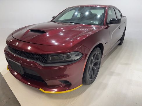 Used 2022 Dodge Charger R/T w/ Plus Group image 2