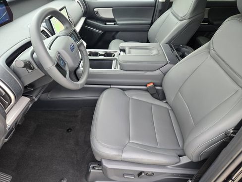 New 2026 Ford Expedition Active RWD image 14