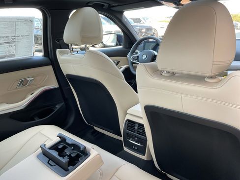 New 2026 BMW 330i Sedan w/ M Sport Package image 29