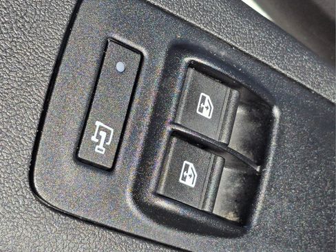Used 2025 RAM ProMaster 2500 FWD image 31