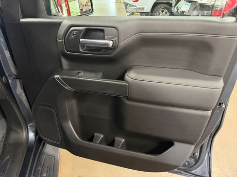 Used 2021 GMC Sierra 1500 AT4 AWD/4WD image 16