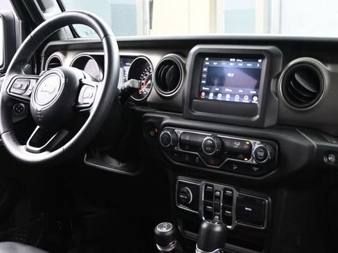 Used 2018 Jeep Wrangler Unlimited Sport S AWD/4WD image 31