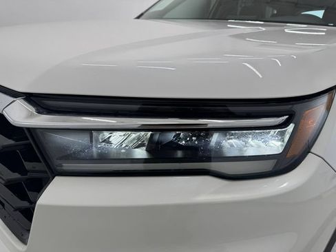 Used 2023 Honda Pilot Elite image 32