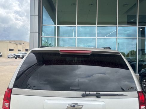 Used 2007 Chevrolet Tahoe LTZ w/ LTZ Preferred Equipment Group image 15