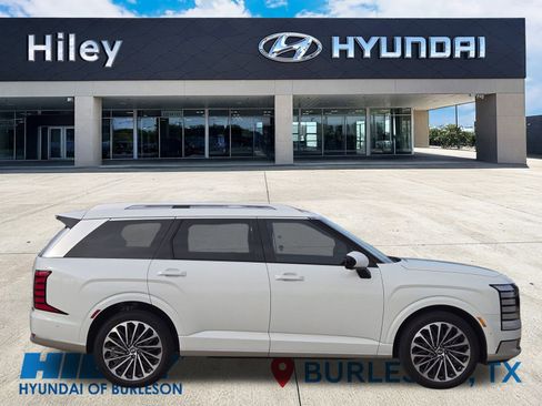 Used 2026 Hyundai Palisade Calligraphy image 4