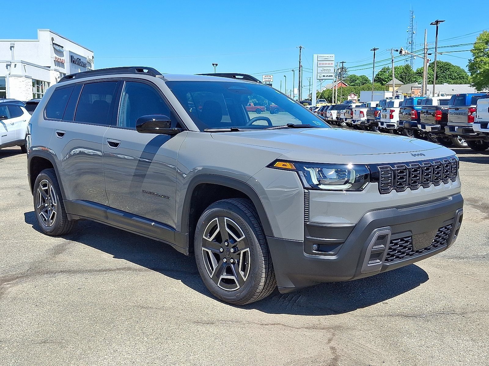 New 2026 Jeep Cherokee Laredo AWD/4WD image 1