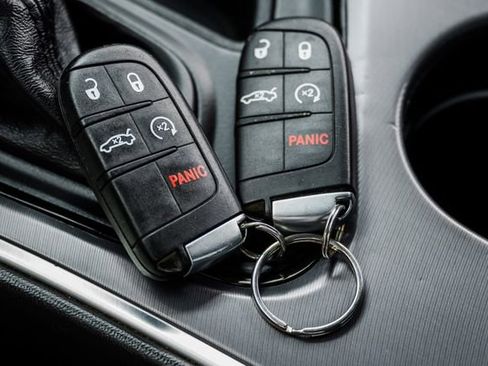 Used 2020 Dodge Challenger R/T Scat Pack w/ Plus Package RWD image 83