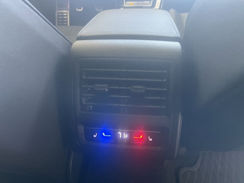 Certified 2024 Volkswagen Golf R w/ MDO Package image 36