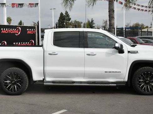 Used 2024 GMC Sierra 1500 SLT image 9