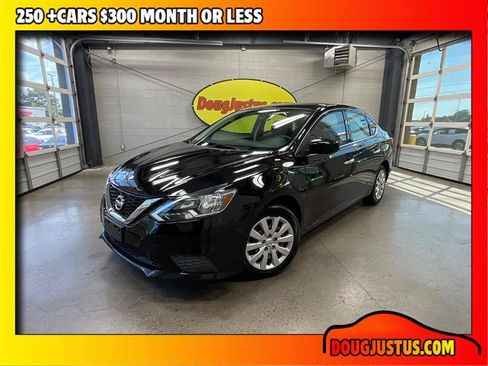 Used 2019 Nissan Sentra S FWD image 1