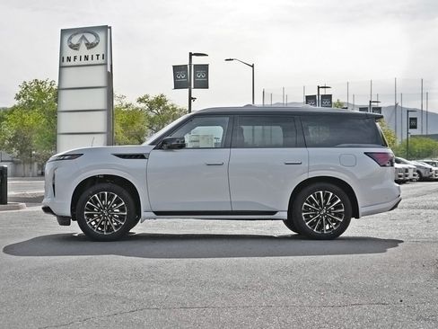 Certified 2026 INFINITI QX80 Autograph w/ Autograph Exterior Package AWD/4WD image 7