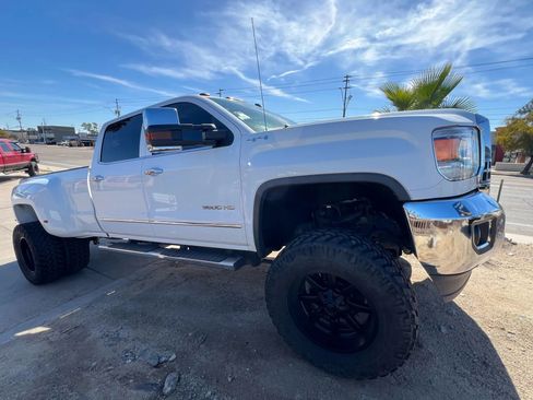 Used 2015 GMC Sierra 3500 SLT image 5