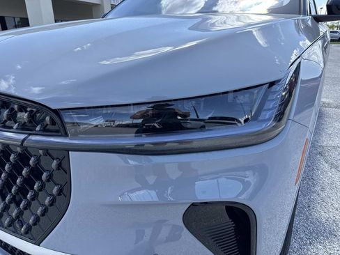 New 2026 Lincoln Nautilus Black Label AWD/4WD image 9