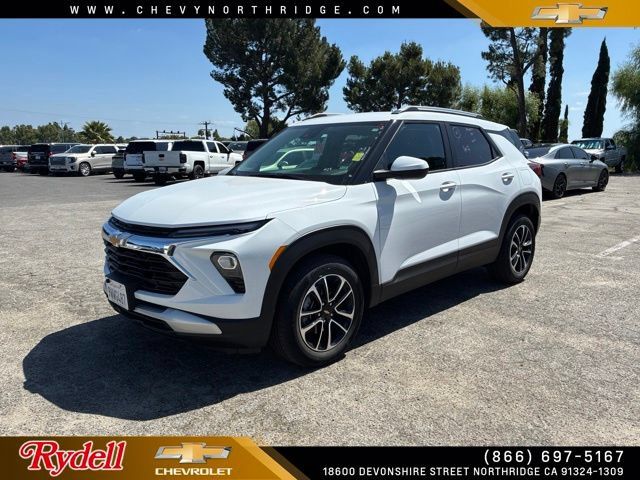Certified 2026 Chevrolet TrailBlazer LT FWD image 1