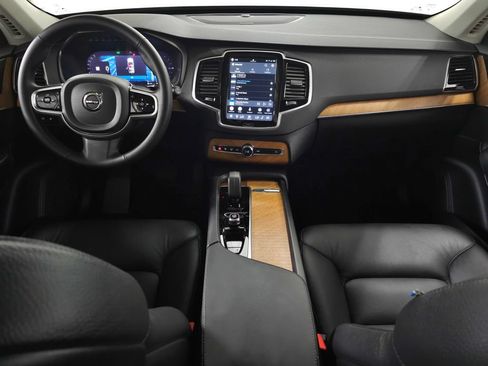 Used 2024 Volvo XC90 T8 Plus w/ Protection Package Premier AWD/4WD image 16