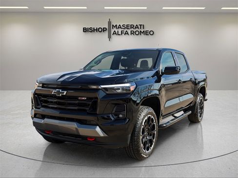 Used 2026 Chevrolet Colorado Z71 w/ Z71 Convenience Package 2 image 3